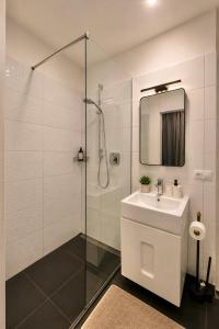 DOMIRA Riverside apartment