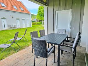 P&G Balaton Poolside Apartment - Biro Tours Nr 122
