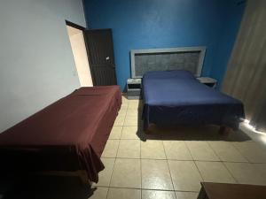 Habitacion en casa por el aeropuerto