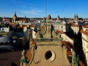 Lux Apt - Loft with View of the Center of Prague