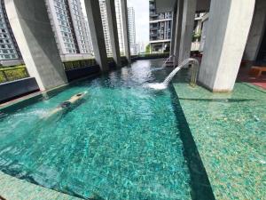 1-5 pax, Arcoris SOHO, Studio Unit, Spacious Unit