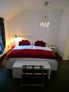 Lux Apt - Loft with View of the Center of Prague