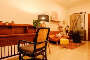 Kalysandria Home