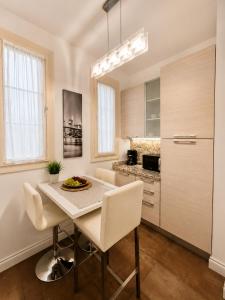 DOMIRA Four Reasons apartment