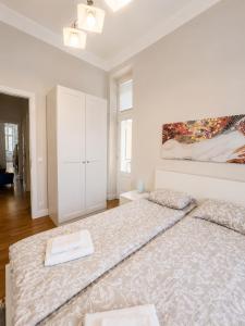 DOMIRA Four Reasons apartment