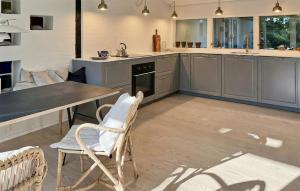 Stunning Home In Vejby With Wifi