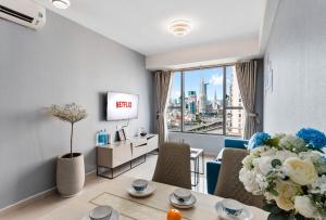 Asiana Luxury Residence RiverGate Apartment Free Pool