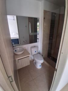 Apto Brisas y Relax Vacacional Ricaurte 3hab Con Doble Balcón y 2 Parking