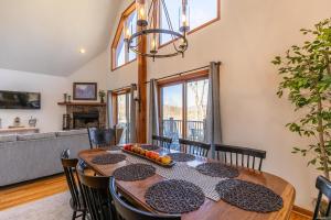 A Change of Scenery at Yonahlossee 5 BR