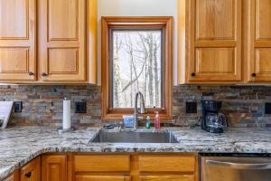 A Change of Scenery at Yonahlossee 5 BR