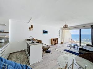 Studio lumineux à deux pas de la mer - 2 pers. - FR-1-715-117