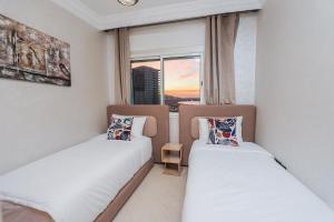 Sunset sea view 3 bedrooms TGV station 3 minutes away