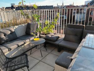 Roof flat with lounge terrace