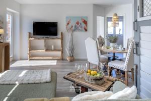 Apartment-3