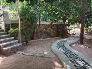 Emerald Hill Villa by Jodhani
