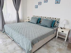 Oazis Sea View Apartment