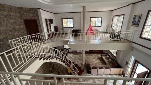 Casa privada con piscina y baño de vapor, seguridad y comodidad