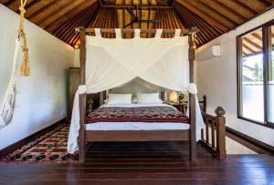 Unique 1BR Villa Central Ubud, Private Gym & Office - Parvati Villa