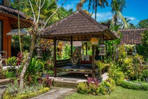 Unique 1BR Villa Central Ubud, Private Gym & Office - Parvati Villa