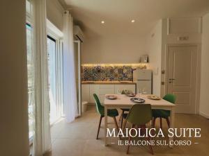 Il balcone sul corso