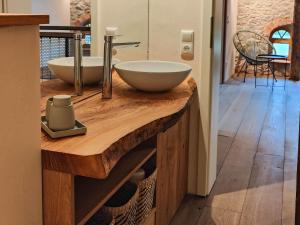 Exklusive Ferienwohnung mit Sauna und zwei Kaminen - für Kurzentschlossene