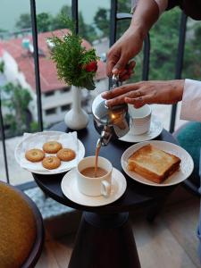 Rosewood Retreat Bhimtal - Luxury Lake View Resort on Bhimtal Lake