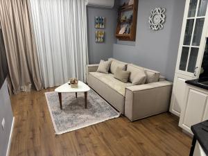 Francis Apartment no4