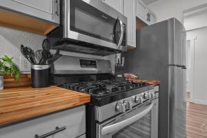 King Bed, Pet & Family Friendly unit Near Downtown Wasilla