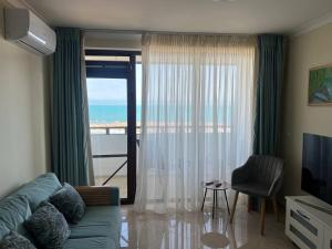 Arena Sea View Apartments