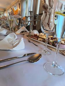 Boutique Hotel Empress