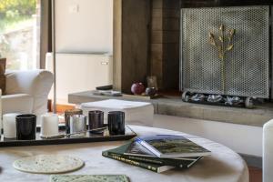 Designer Villa with Private Garden & Jacuzzi