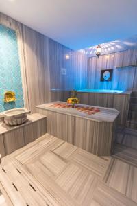 Royal Capital Thermal & Spa Hotel