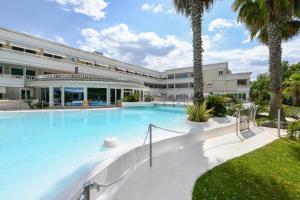 Relaisdulac Desenzano with pool and parking private