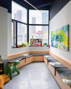 WeFlow Youth Hostel - Shanghai People's Square Jing'an Joy City