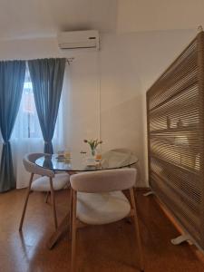 Modern and cozy studio apartment 2 min from the sea and center