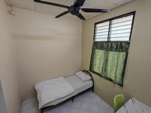 SR Homestay Springhill PD