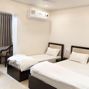 Poonam Lodge