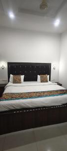Hotel Ansh Palace - Village Near Taj Mahal Agra