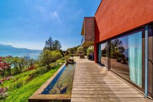 Luxury Villa Retreat with Garden Lake Views & Nature Setting by GuestLee