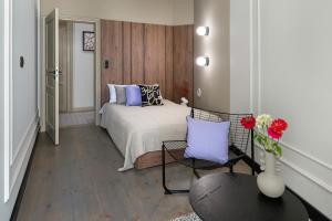 Historic Cracow Apartment
