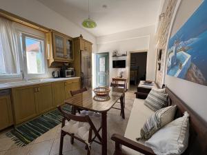 Beachfront Family Home, Filitsa House
