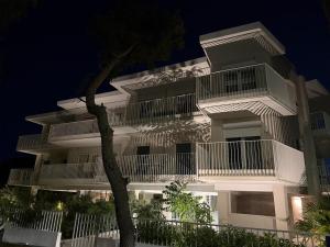 PJ Properties Temple of Poseidon View Sounio