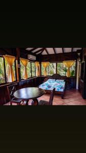 FLOR DE PARAISO BUNGALOWS