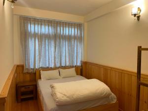 The Hideaway Inn