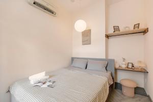 Glowing Ember 1Bedroom Apartment with 5mins step to Notre Dame Cathedral District 1