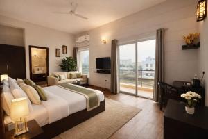 Onyx Suite Luxury Apartment # Lift # Garden # Ac rooms # Private Parking # Near Prem Mandir # Located Inside- Omaxe Eternity Vrindavan #