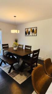 Modern 3 beds plus 2 and half bath spacious family home