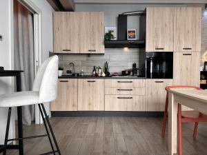 The Hangar Loft - Leonoardo, Center & Parking