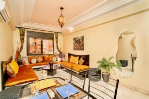 Appartement deluxe piscine et terrasse privée - clim & wifi