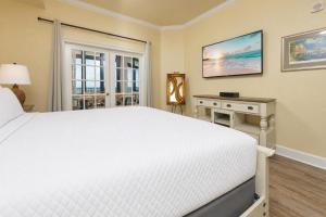The Oasis 909 formerly Phoenix West II 909 condo
